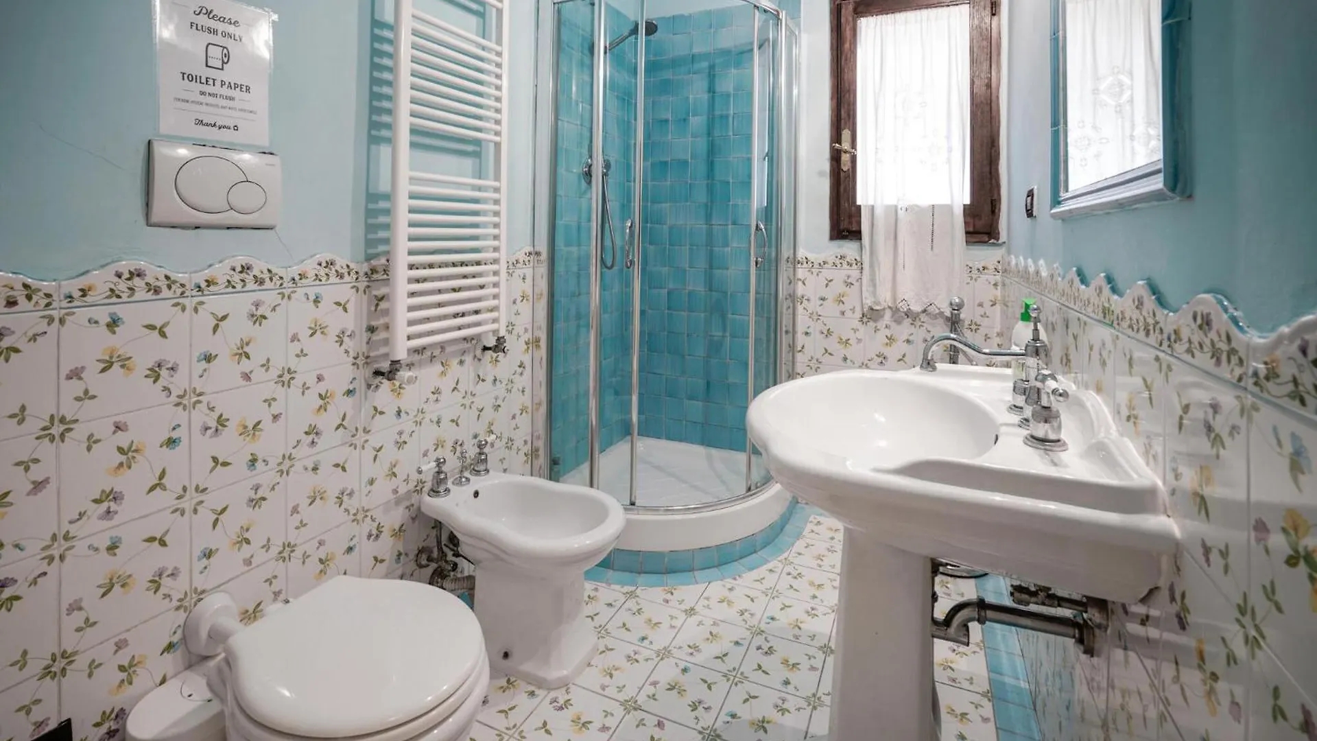 2 Bedroom Cozy Apartment In Firenze 0*, Florence